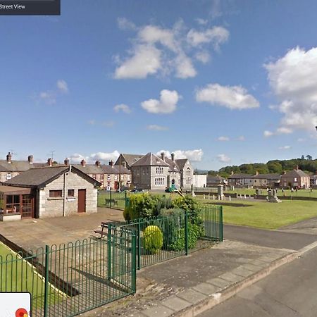 דירות Bessbrook College Square, Terrace House מראה חיצוני תמונה
